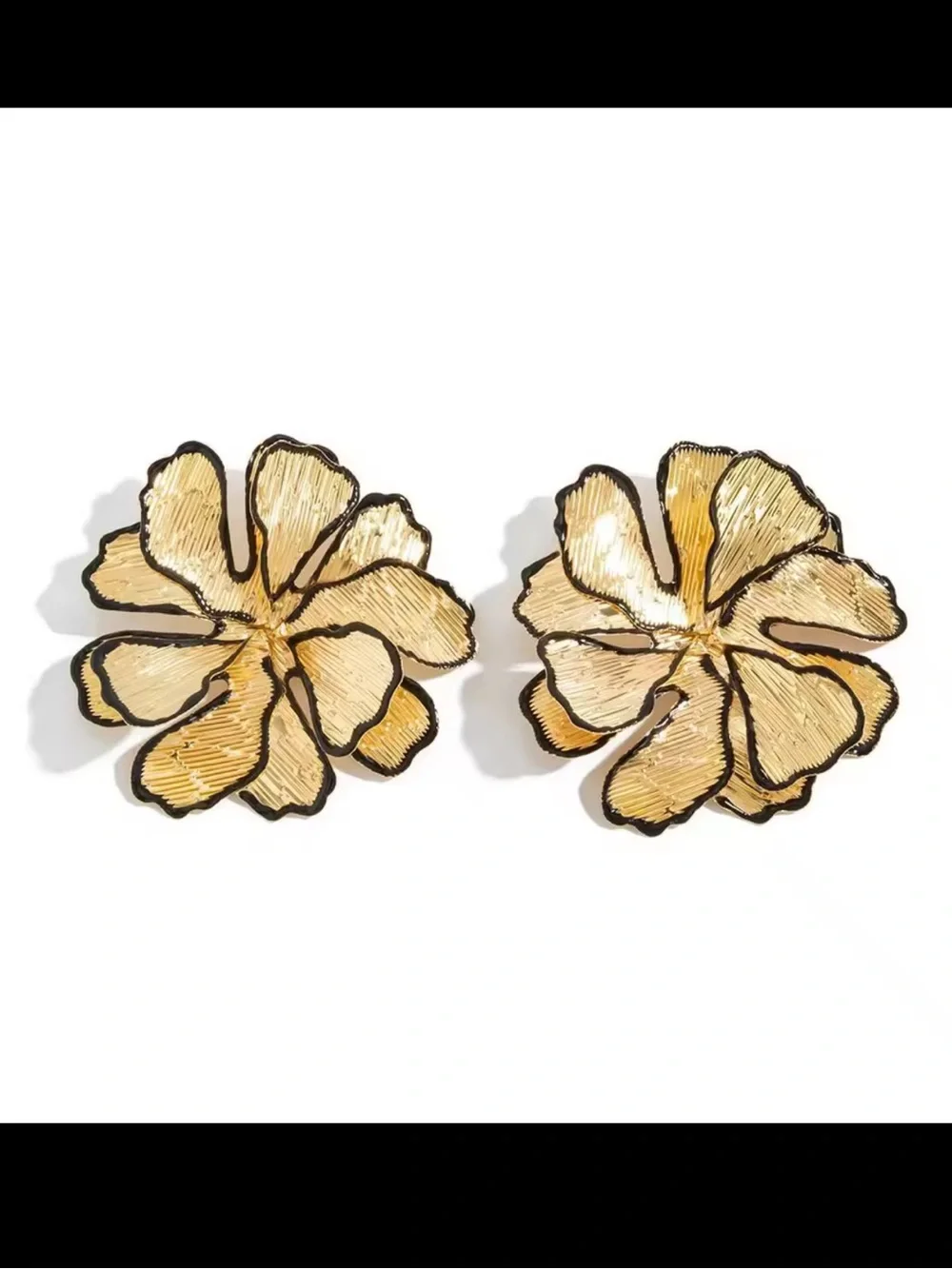 Gold Floral Outline Earrings